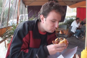 Tylers Burgers Review 360x240
